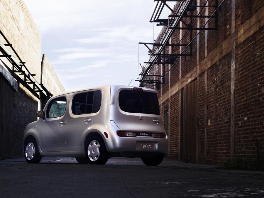  Nissan Cube 2009 года  (фото 129 из 137)